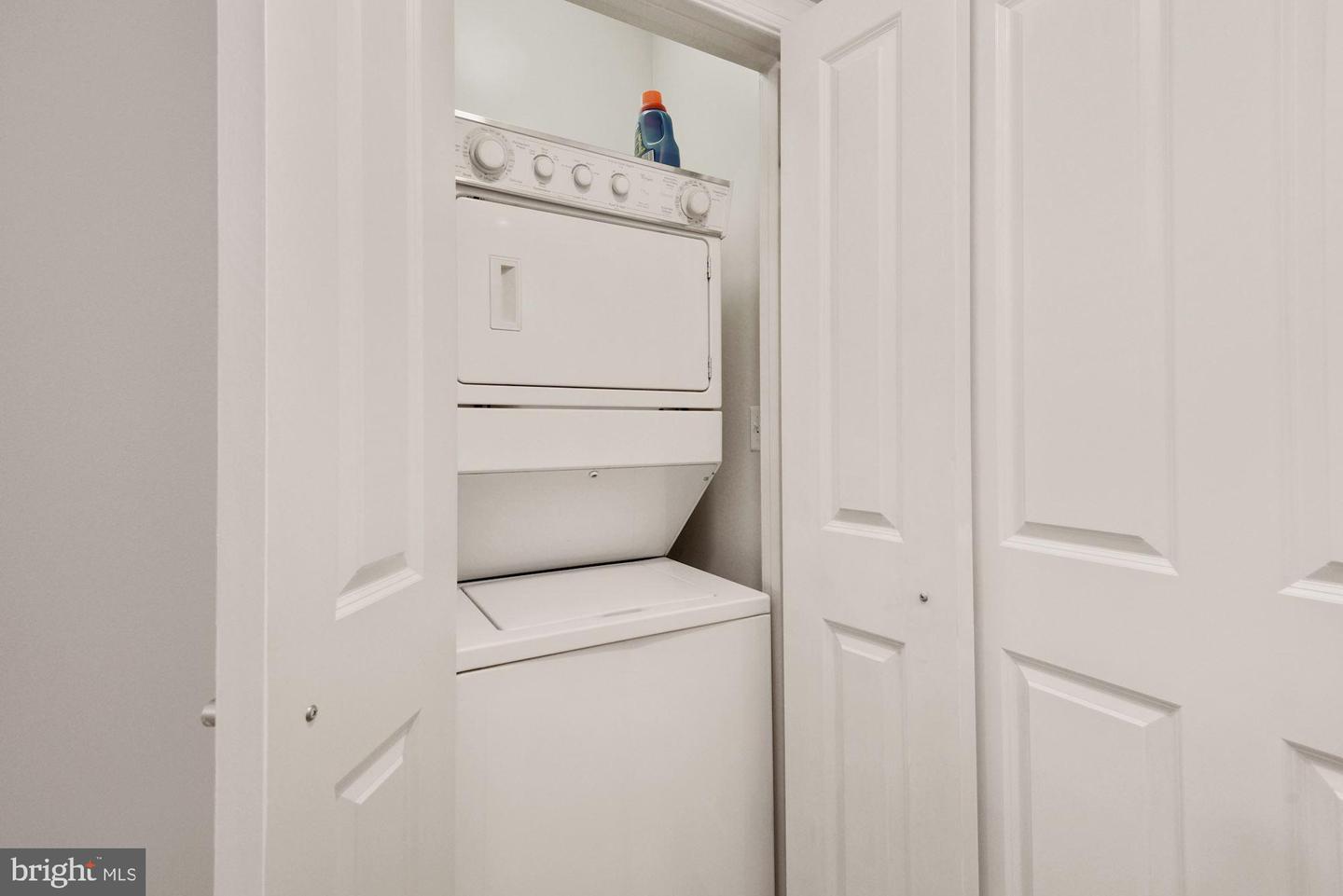 777 7TH ST NW #1013, WASHINGTON, District Of Columbia 20001, 2 Bedrooms Bedrooms, ,2 BathroomsBathrooms,Residential,For sale,777 7TH ST NW #1013,DCDC2190120 MLS # DCDC2190120