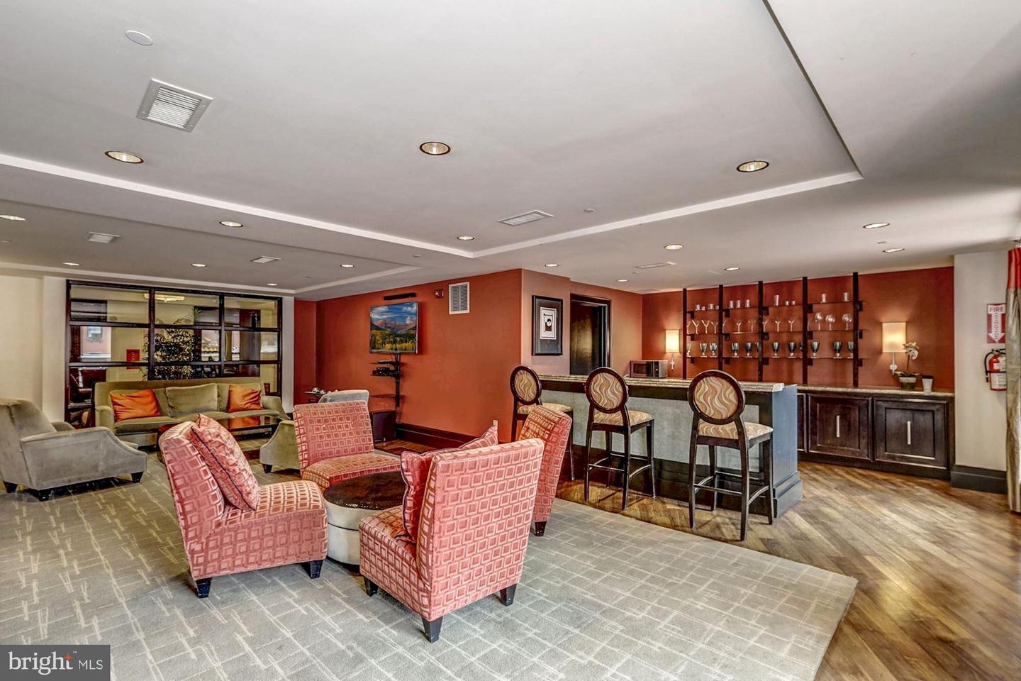 777 7TH ST NW #1013, WASHINGTON, District Of Columbia 20001, 2 Bedrooms Bedrooms, ,2 BathroomsBathrooms,Residential,For sale,777 7TH ST NW #1013,DCDC2190120 MLS # DCDC2190120