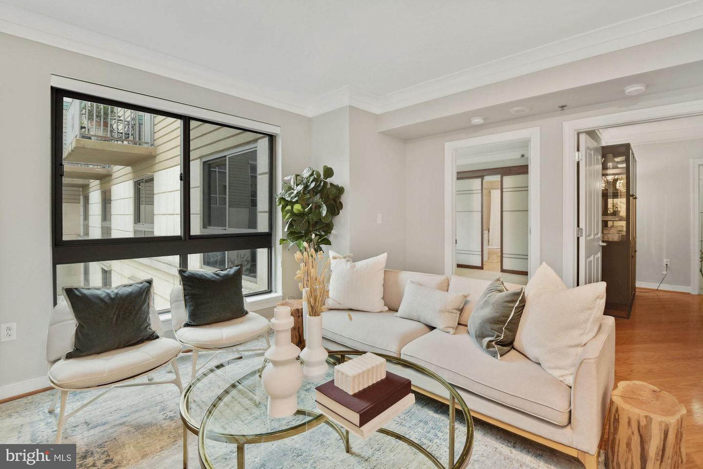 777 7TH ST NW #1013, WASHINGTON, District Of Columbia 20001, 2 Bedrooms Bedrooms, ,2 BathroomsBathrooms,Residential,For sale,777 7TH ST NW #1013,DCDC2190120 MLS # DCDC2190120