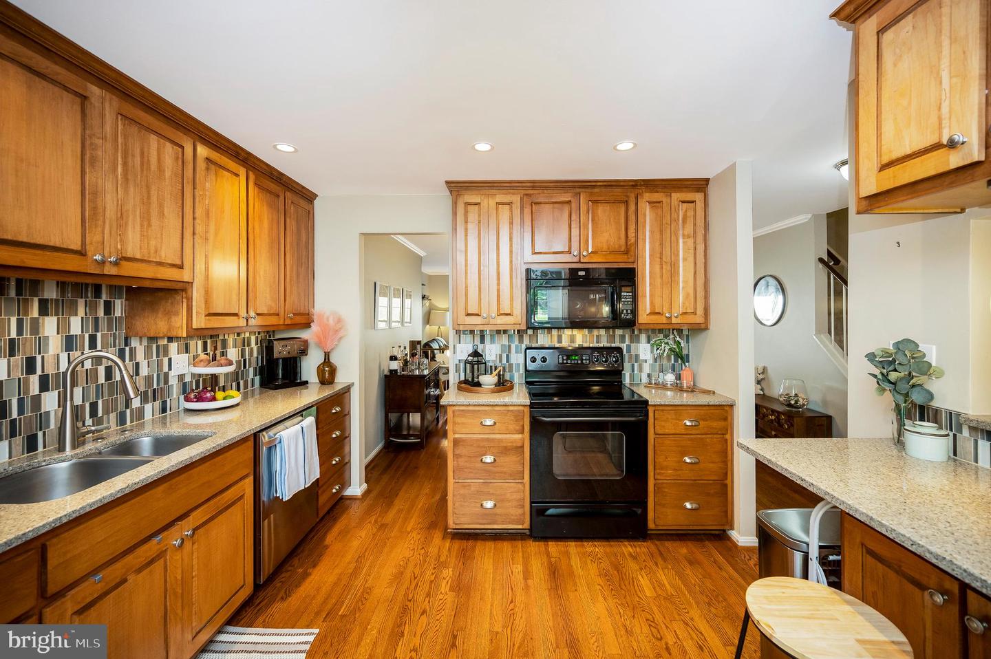 6164 FOREST CREEK CT, SPRINGFIELD, Virginia 22152, 4 Bedrooms Bedrooms, ,3 BathroomsBathrooms,Residential,For sale,6164 FOREST CREEK CT,VAFX2227966 MLS # VAFX2227966