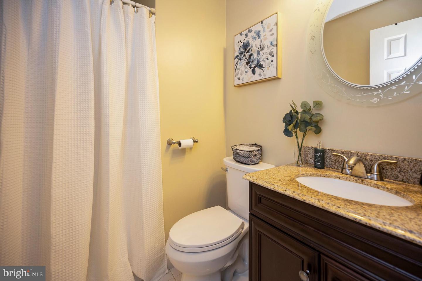 6164 FOREST CREEK CT, SPRINGFIELD, Virginia 22152, 4 Bedrooms Bedrooms, ,3 BathroomsBathrooms,Residential,For sale,6164 FOREST CREEK CT,VAFX2227966 MLS # VAFX2227966