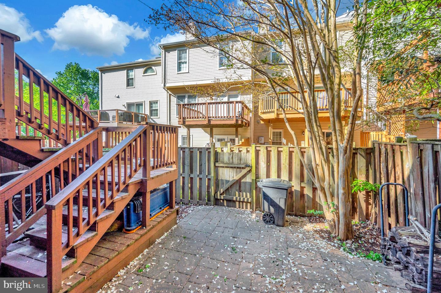 6164 FOREST CREEK CT, SPRINGFIELD, Virginia 22152, 4 Bedrooms Bedrooms, ,3 BathroomsBathrooms,Residential,For sale,6164 FOREST CREEK CT,VAFX2227966 MLS # VAFX2227966