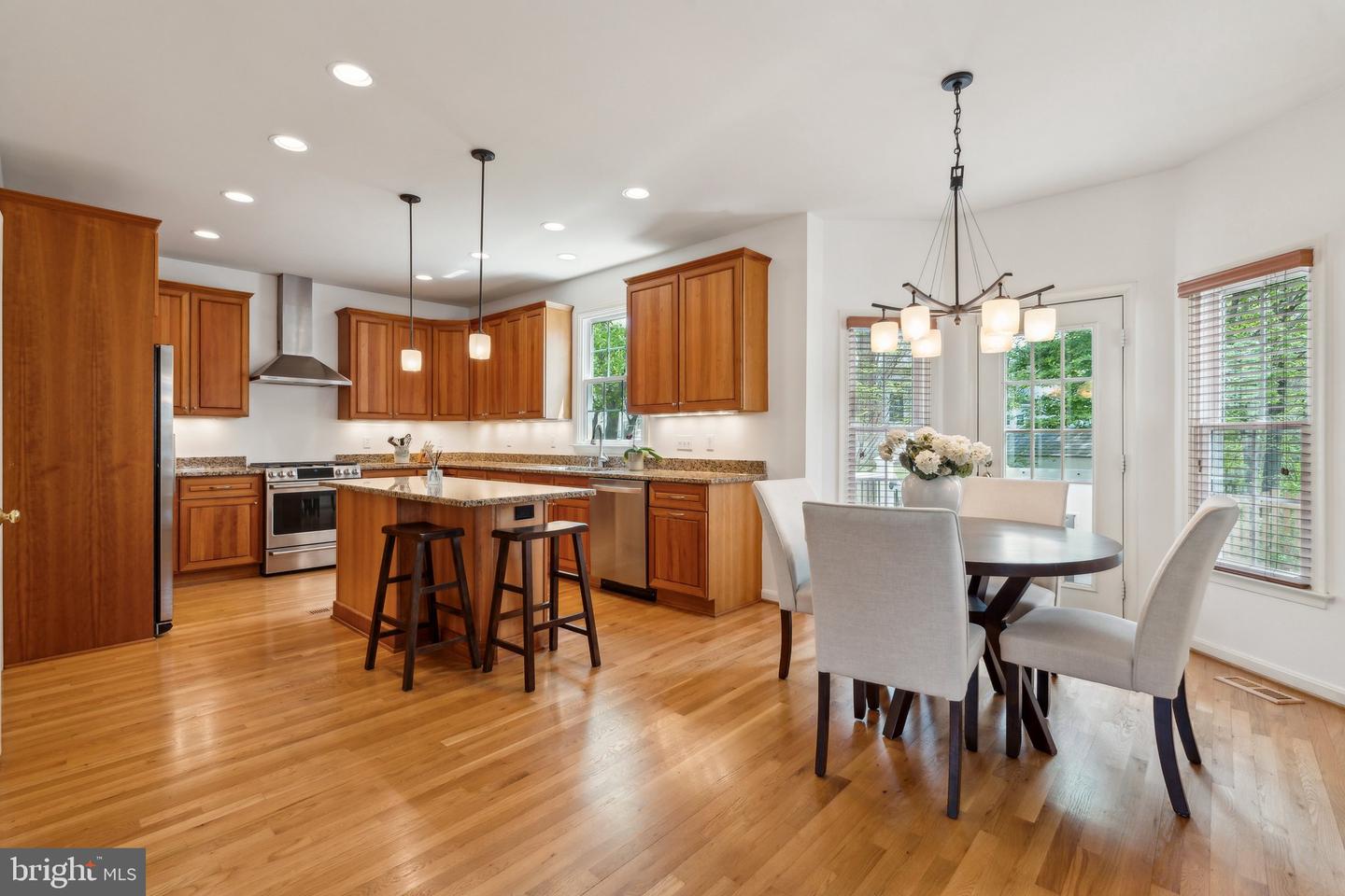 13107 CURVED IRON RD, HERNDON, Virginia 20171, 5 Bedrooms Bedrooms, ,3 BathroomsBathrooms,Residential,For sale,13107 CURVED IRON RD,VAFX2227998 MLS # VAFX2227998