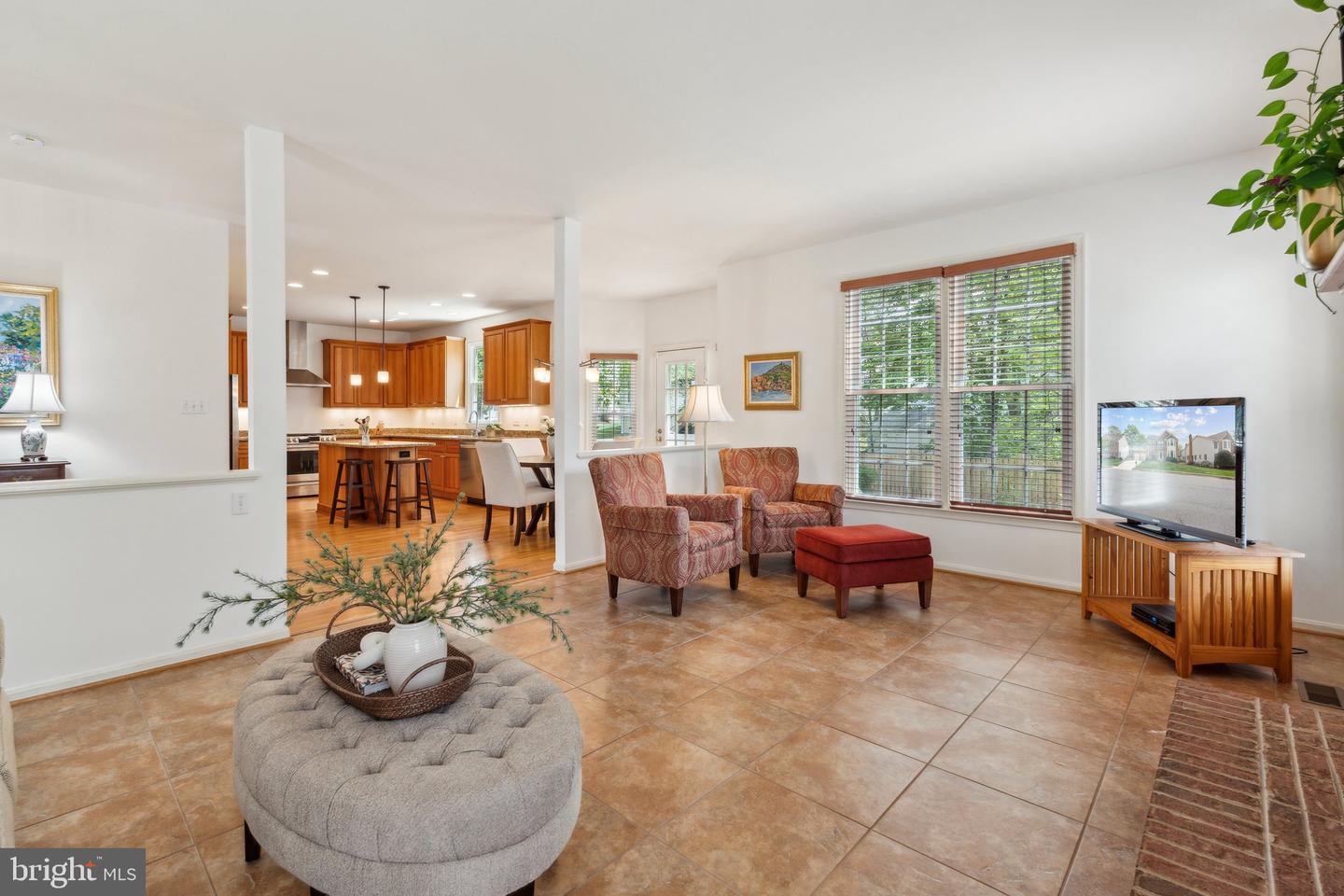 13107 CURVED IRON RD, HERNDON, Virginia 20171, 5 Bedrooms Bedrooms, ,3 BathroomsBathrooms,Residential,For sale,13107 CURVED IRON RD,VAFX2227998 MLS # VAFX2227998