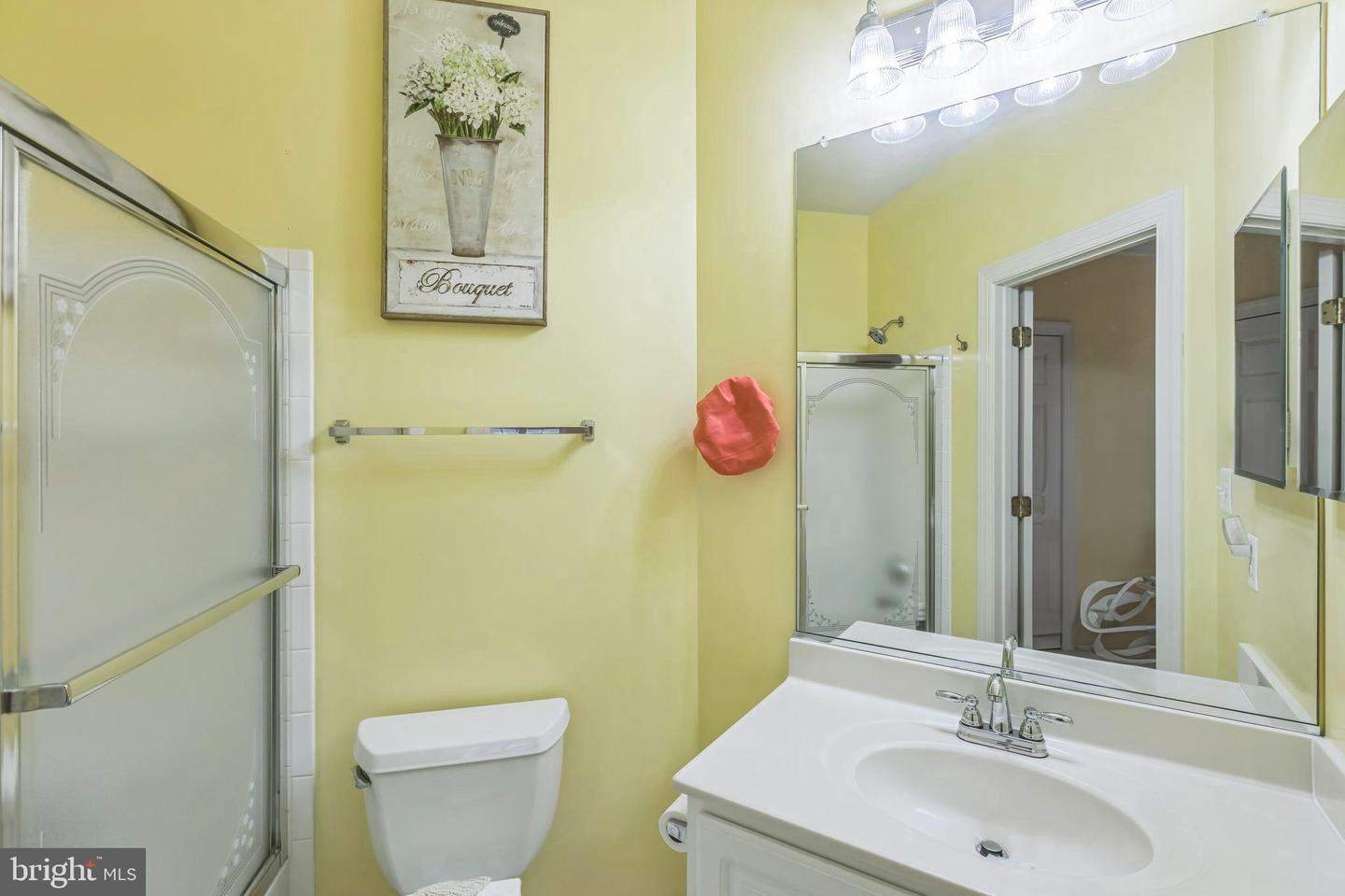 10100 DANIELS RUN WAY, FAIRFAX, Virginia 22030, 6 Bedrooms Bedrooms, ,5 BathroomsBathrooms,Residential,For sale,10100 DANIELS RUN WAY,VAFC2005932 MLS # VAFC2005932