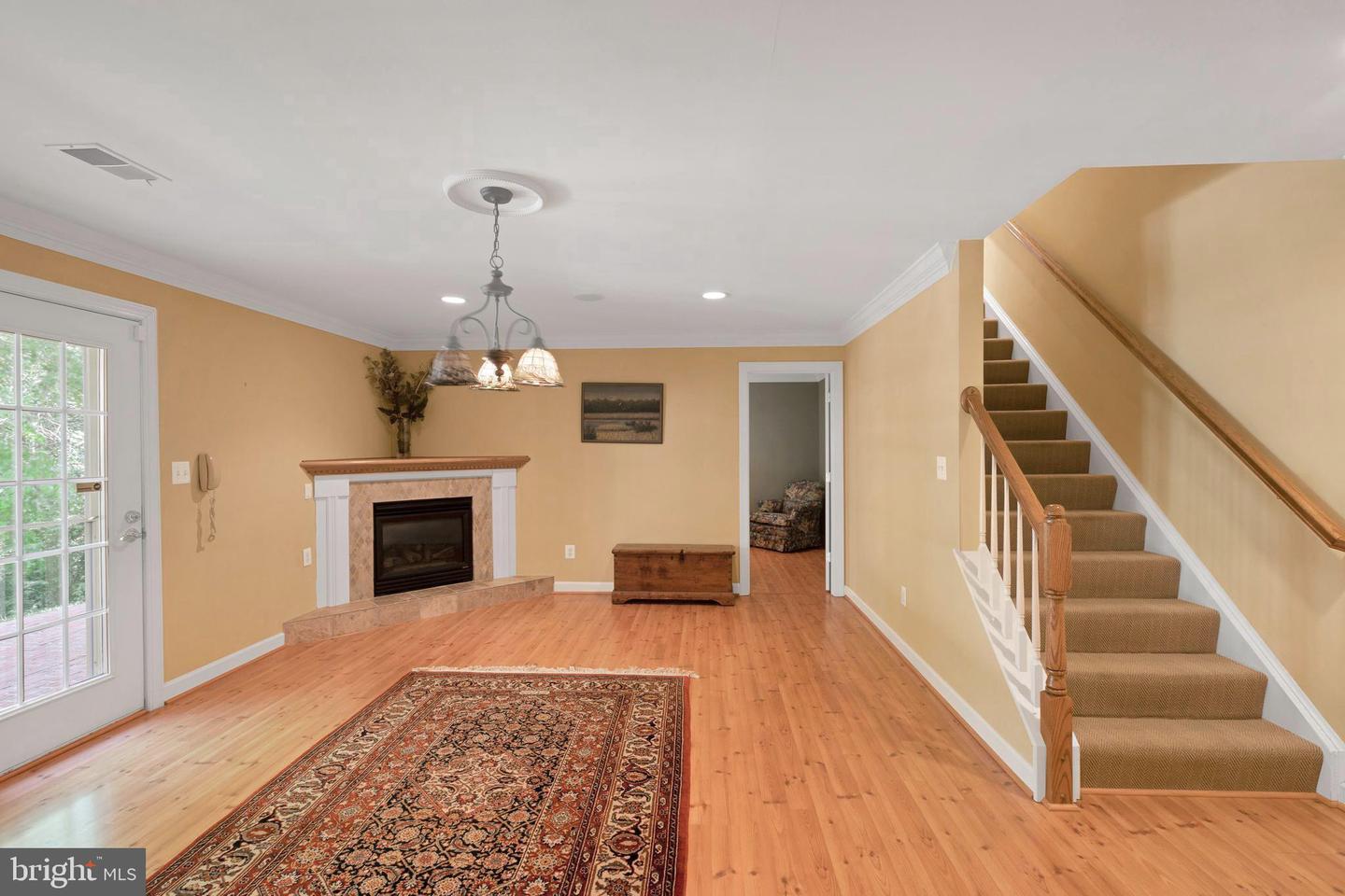 10100 DANIELS RUN WAY, FAIRFAX, Virginia 22030, 6 Bedrooms Bedrooms, ,5 BathroomsBathrooms,Residential,For sale,10100 DANIELS RUN WAY,VAFC2005932 MLS # VAFC2005932