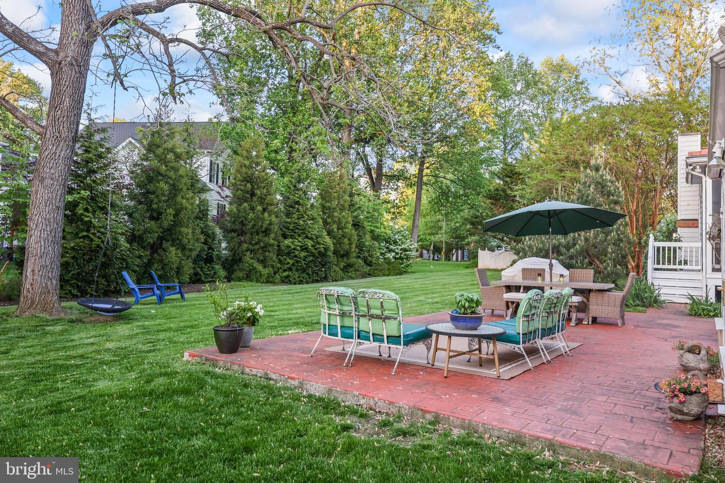 10130 BLAKE LN, OAKTON, Virginia 22124, 4 Bedrooms Bedrooms, ,3 BathroomsBathrooms,Residential,For sale,10130 BLAKE LN,VAFX2228074 MLS # VAFX2228074