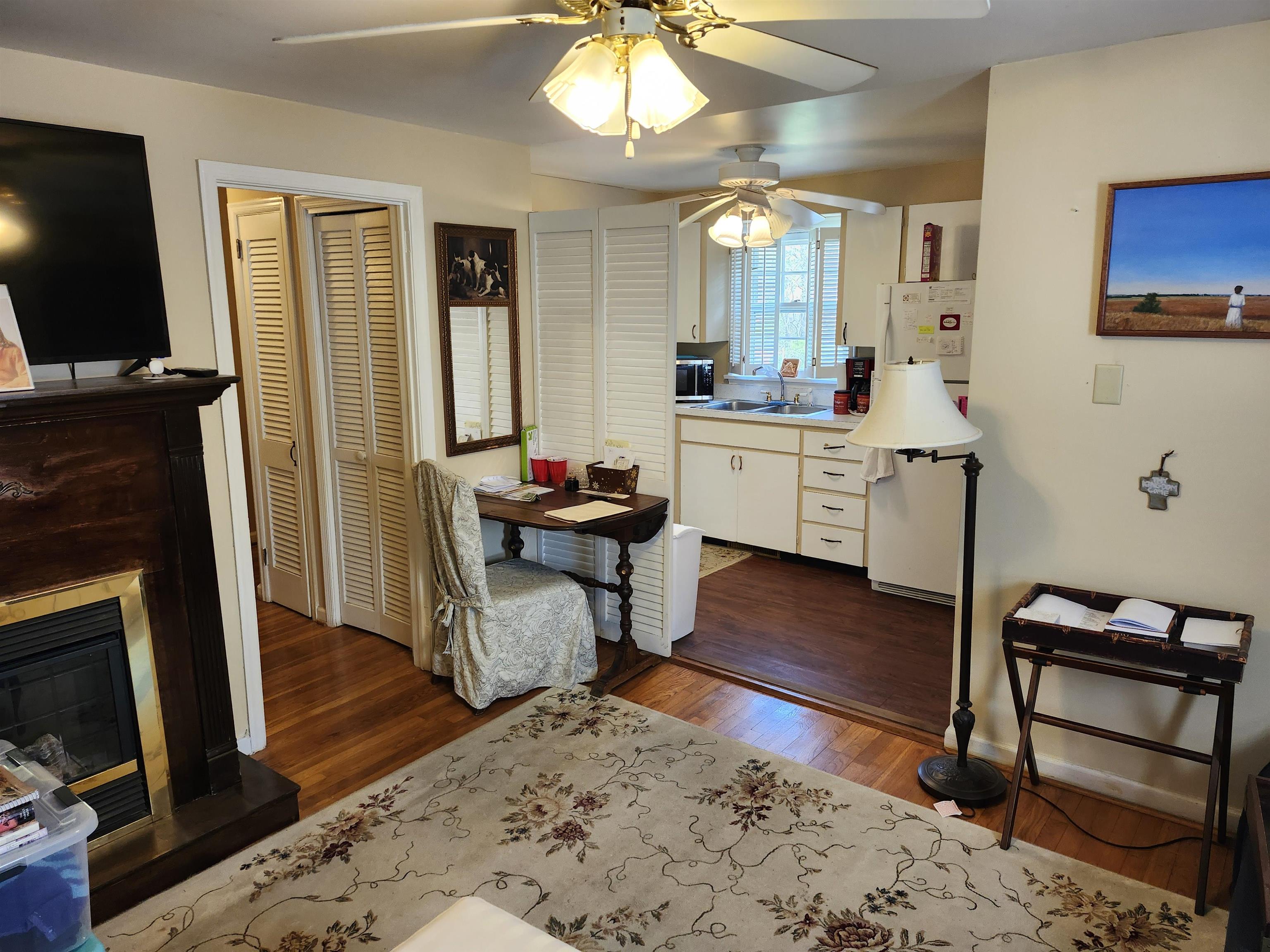104 W COLLEGE ST, BRIDGEWATER, Virginia 22812, 5 Bedrooms Bedrooms, ,4 BathroomsBathrooms,Residential,104 W COLLEGE ST,663935 MLS # 663935