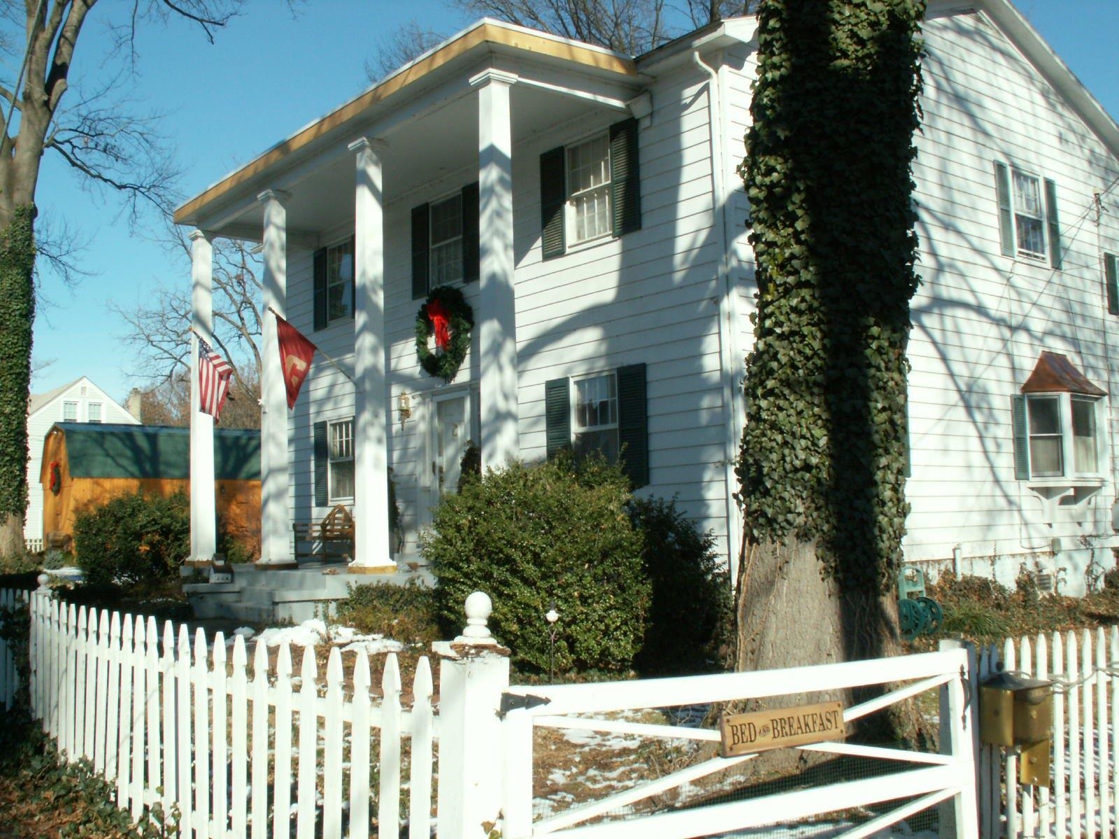 104 W COLLEGE ST, BRIDGEWATER, Virginia 22812, 5 Bedrooms Bedrooms, ,4 BathroomsBathrooms,Residential,104 W COLLEGE ST,663935 MLS # 663935