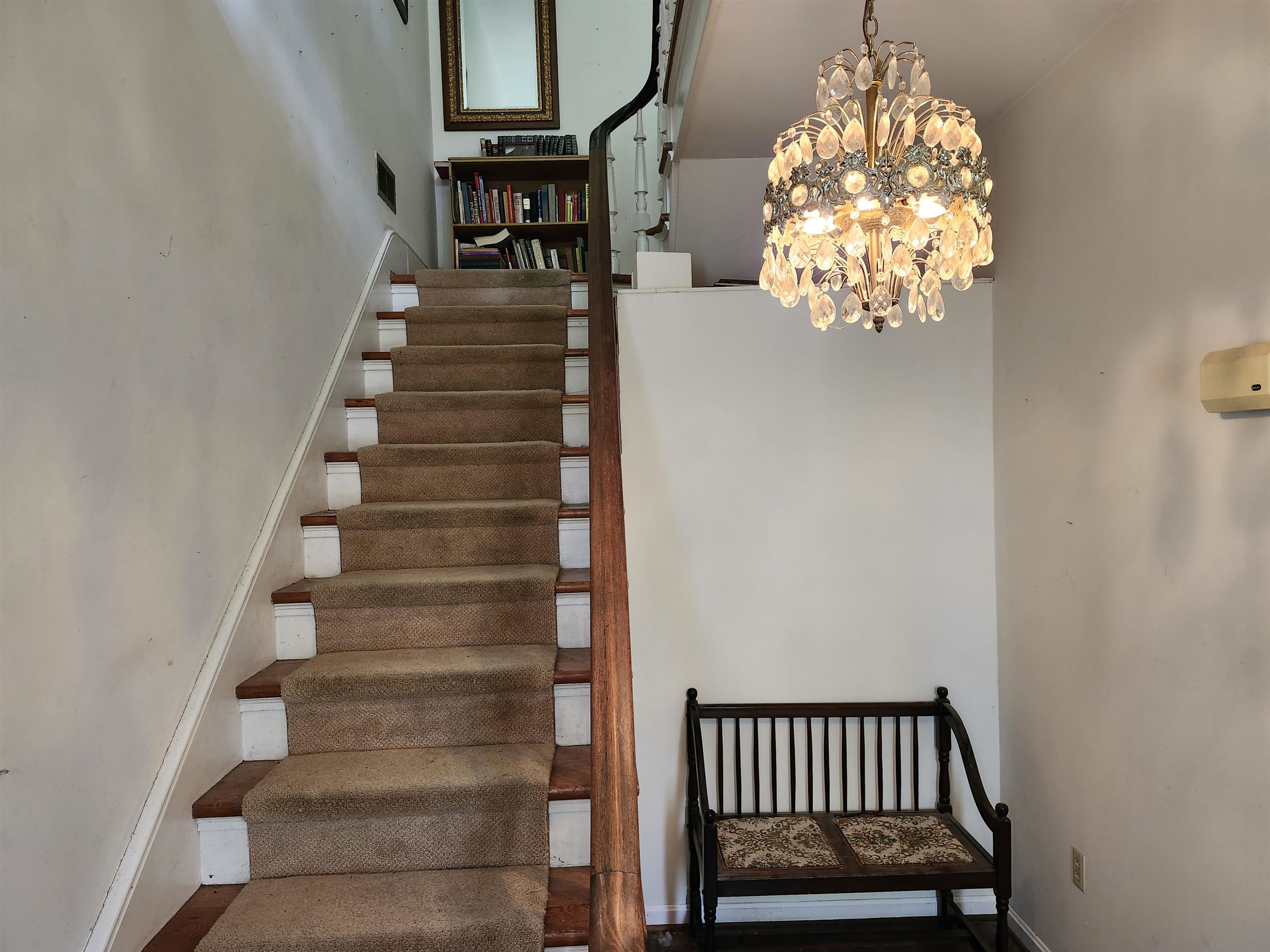104 W COLLEGE ST, BRIDGEWATER, Virginia 22812, 5 Bedrooms Bedrooms, ,4 BathroomsBathrooms,Residential,104 W COLLEGE ST,663935 MLS # 663935