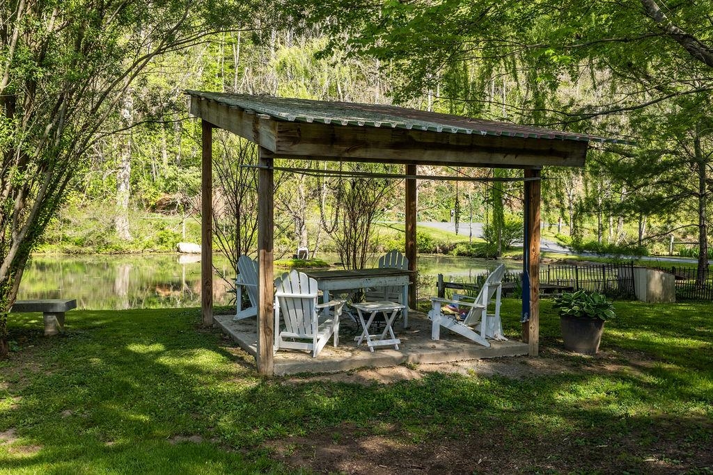 678 MARBLE VALLEY RD, DEERFIELD, Virginia 24432, 5 Bedrooms Bedrooms, ,2 BathroomsBathrooms,Residential,678 MARBLE VALLEY RD,663936 MLS # 663936
