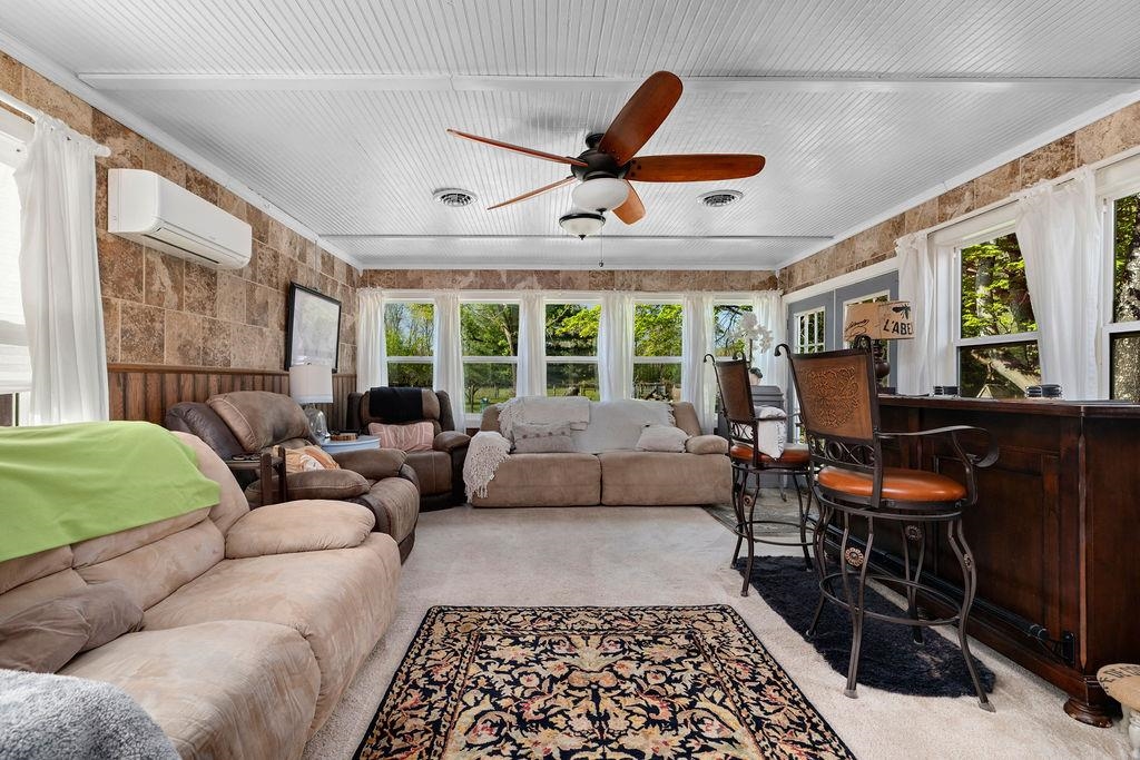 678 MARBLE VALLEY RD, DEERFIELD, Virginia 24432, 5 Bedrooms Bedrooms, ,2 BathroomsBathrooms,Residential,678 MARBLE VALLEY RD,663936 MLS # 663936