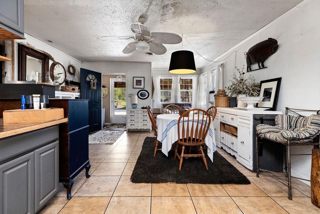 678 MARBLE VALLEY RD, DEERFIELD, Virginia 24432, 5 Bedrooms Bedrooms, ,2 BathroomsBathrooms,Residential,678 MARBLE VALLEY RD,663936 MLS # 663936