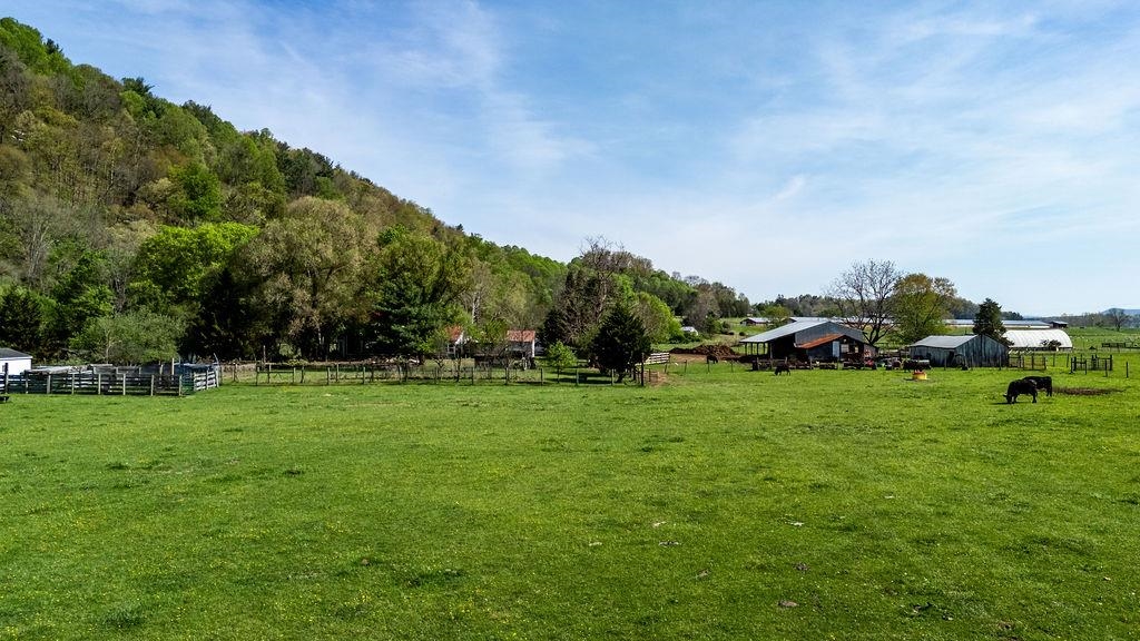678 MARBLE VALLEY RD, DEERFIELD, Virginia 24432, 5 Bedrooms Bedrooms, ,2 BathroomsBathrooms,Residential,678 MARBLE VALLEY RD,663936 MLS # 663936