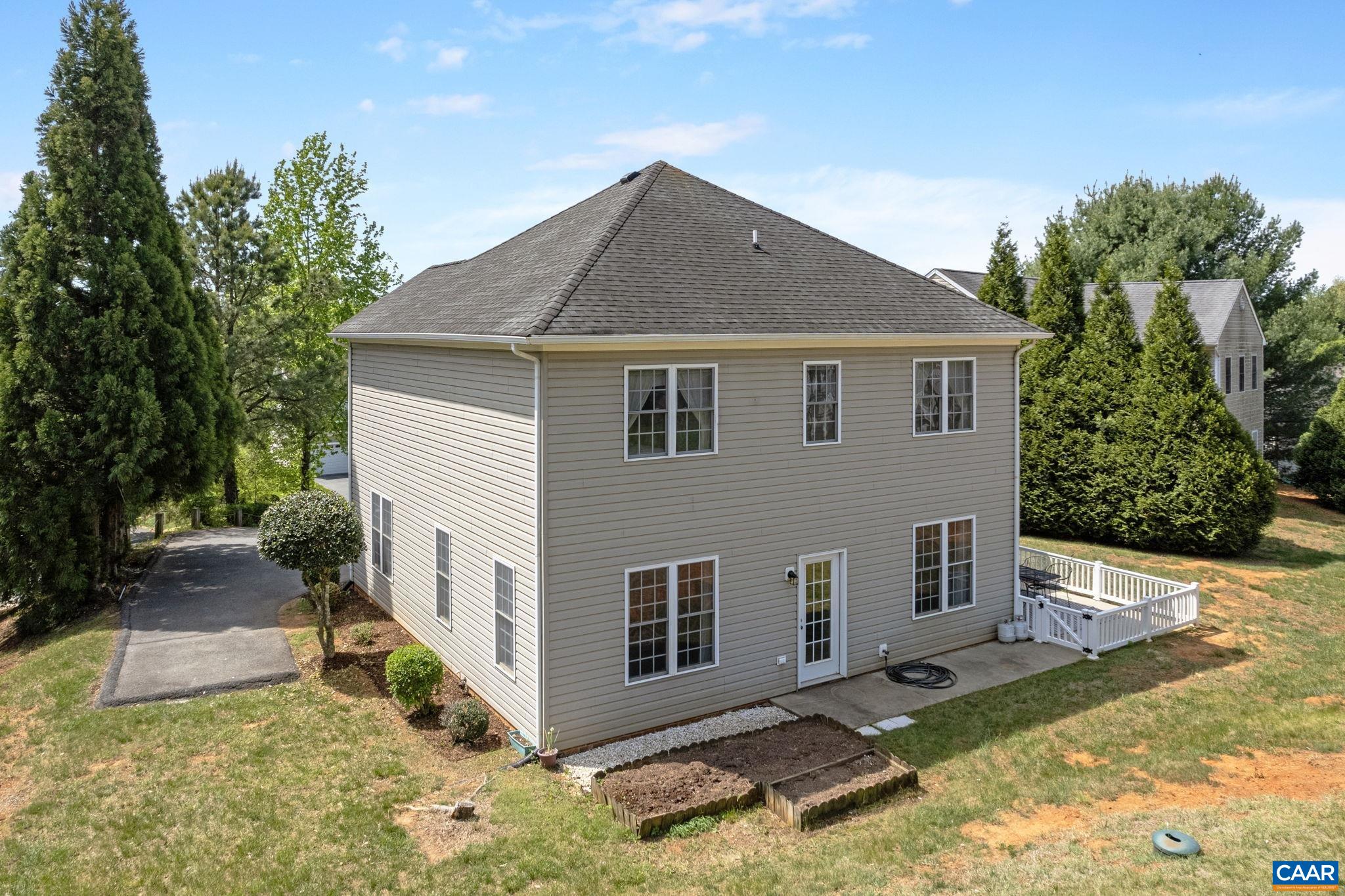 1365 AMBER RIDGE RD, CHARLOTTESVILLE, Virginia 22901, 4 Bedrooms Bedrooms, ,2 BathroomsBathrooms,Residential,Mountain views!,1365 AMBER RIDGE RD,663926 MLS # 663926