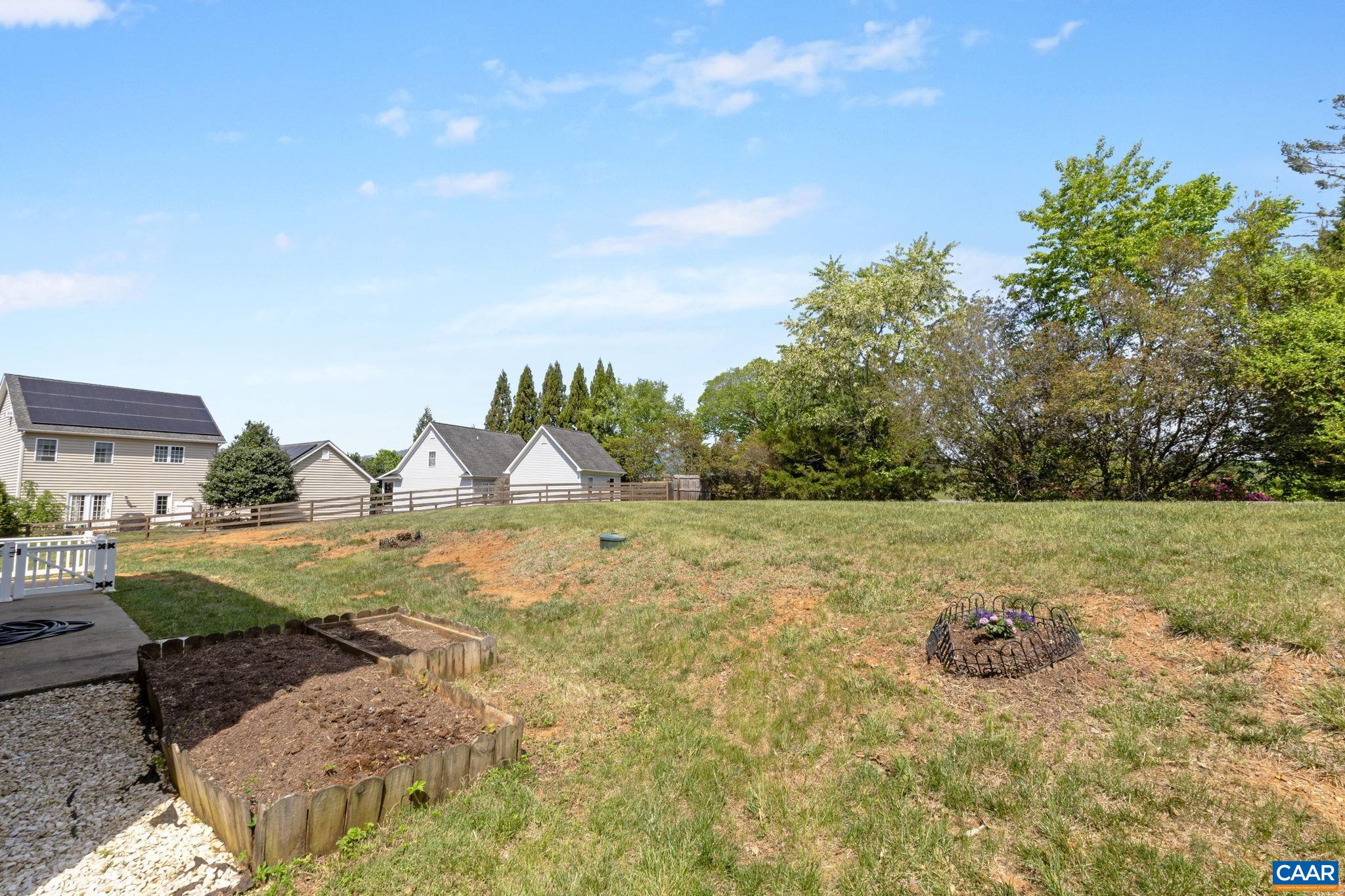 1365 AMBER RIDGE RD, CHARLOTTESVILLE, Virginia 22901, 4 Bedrooms Bedrooms, ,2 BathroomsBathrooms,Residential,Mountain views!,1365 AMBER RIDGE RD,663926 MLS # 663926