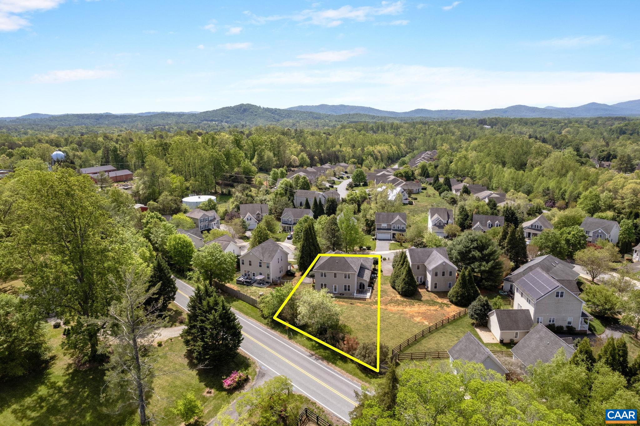 1365 AMBER RIDGE RD, CHARLOTTESVILLE, Virginia 22901, 4 Bedrooms Bedrooms, ,2 BathroomsBathrooms,Residential,Mountain views!,1365 AMBER RIDGE RD,663926 MLS # 663926