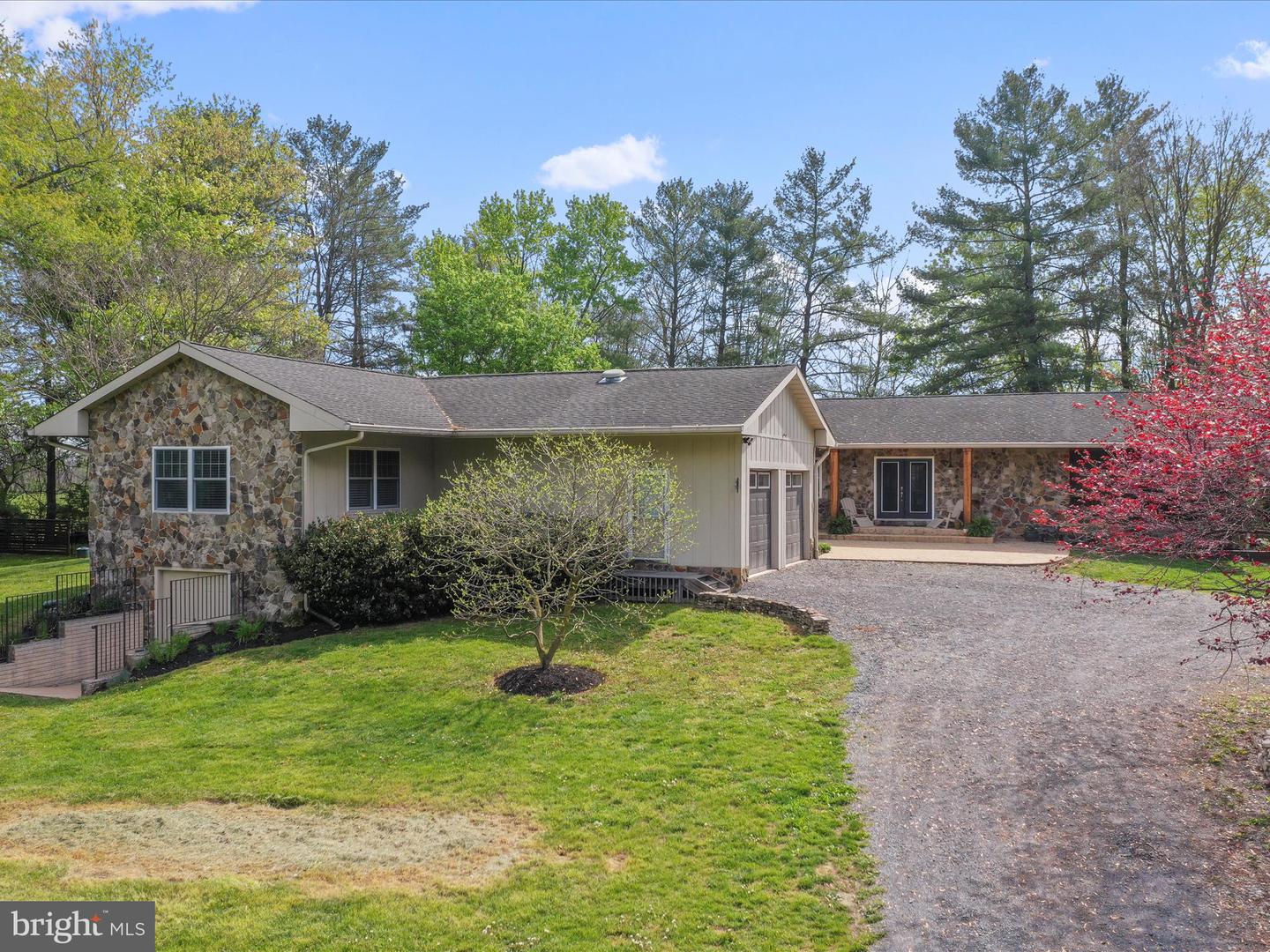 2671 PARSHALL RD, BERRYVILLE, Virginia 22611, 3 Bedrooms Bedrooms, ,4 BathroomsBathrooms,Residential,For sale,2671 PARSHALL RD,VACL2003514 MLS # VACL2003514