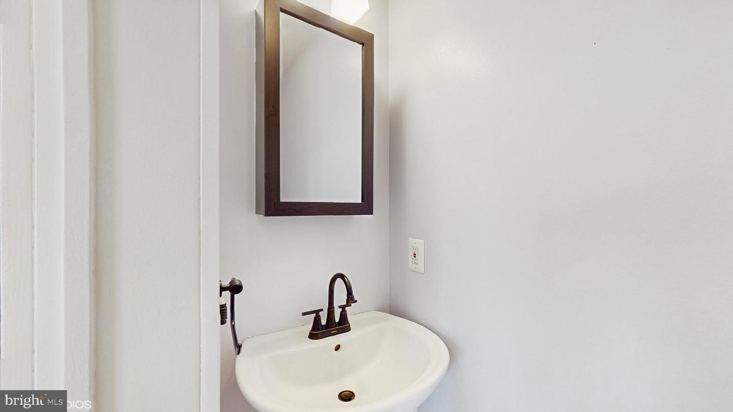 2714 10TH ST NE, WASHINGTON, District Of Columbia 20018, 3 Bedrooms Bedrooms, ,3 BathroomsBathrooms,Residential,For sale,2714 10TH ST NE,DCDC2190610 MLS # DCDC2190610