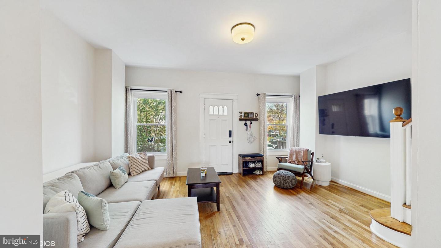 2714 10TH ST NE, WASHINGTON, District Of Columbia 20018, 3 Bedrooms Bedrooms, ,3 BathroomsBathrooms,Residential,For sale,2714 10TH ST NE,DCDC2190610 MLS # DCDC2190610