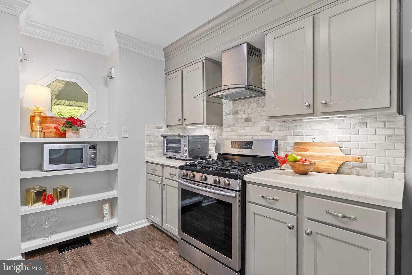 7035 SWAIN DR, ALEXANDRIA, Virginia 22306, 4 Bedrooms Bedrooms, ,2 BathroomsBathrooms,Residential,For sale,7035 SWAIN DR,VAFX2228324 MLS # VAFX2228324
