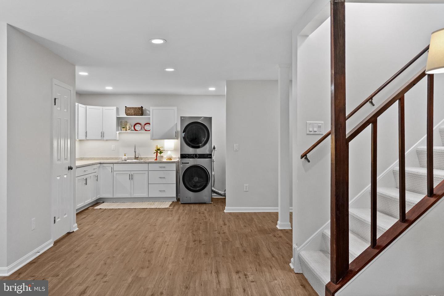 7035 SWAIN DR, ALEXANDRIA, Virginia 22306, 4 Bedrooms Bedrooms, ,2 BathroomsBathrooms,Residential,For sale,7035 SWAIN DR,VAFX2228324 MLS # VAFX2228324