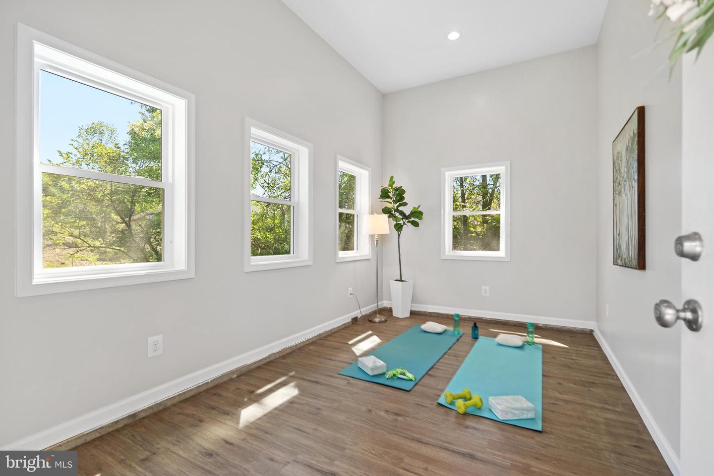 7035 SWAIN DR, ALEXANDRIA, Virginia 22306, 4 Bedrooms Bedrooms, ,2 BathroomsBathrooms,Residential,For sale,7035 SWAIN DR,VAFX2228324 MLS # VAFX2228324