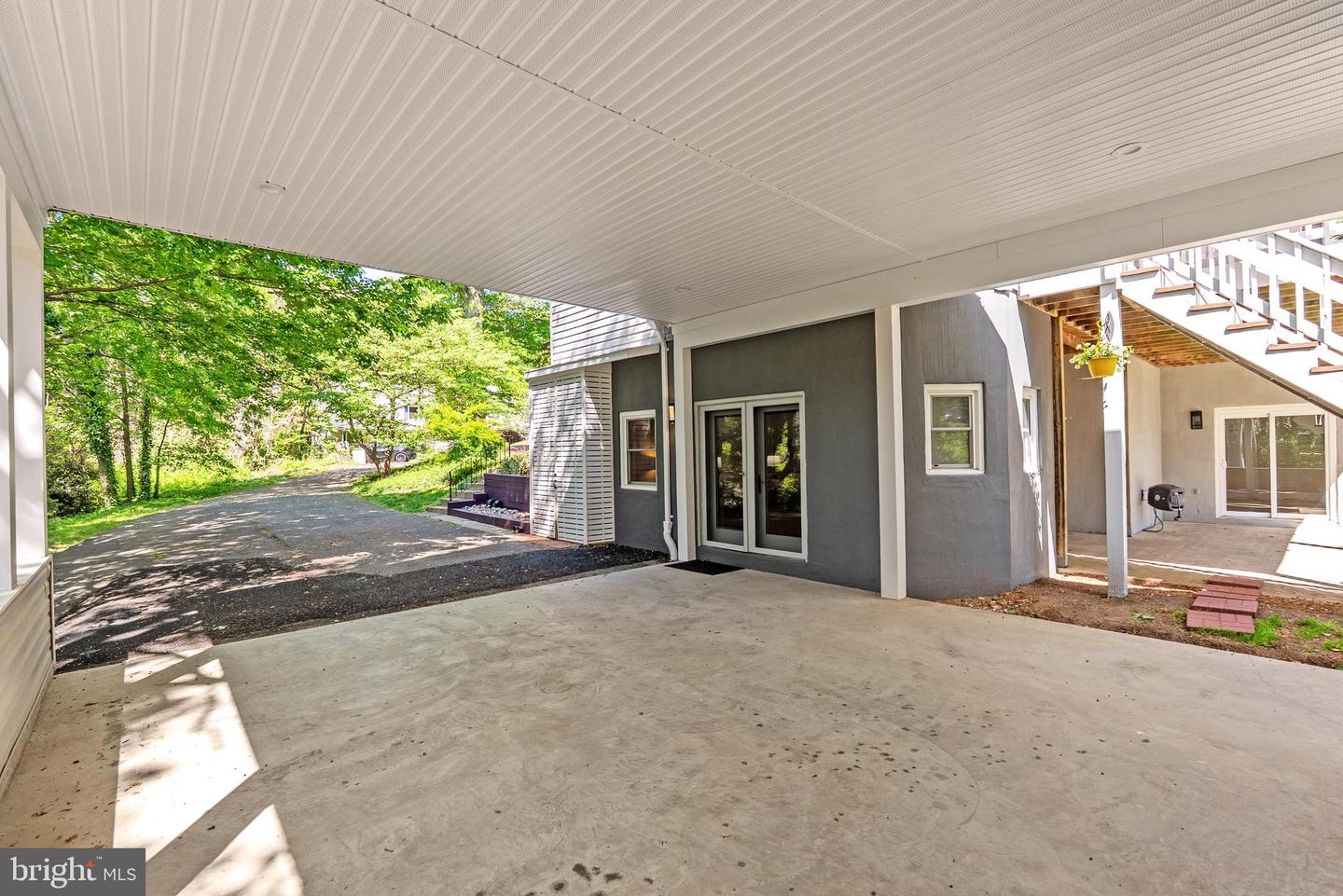 7035 SWAIN DR, ALEXANDRIA, Virginia 22306, 4 Bedrooms Bedrooms, ,2 BathroomsBathrooms,Residential,For sale,7035 SWAIN DR,VAFX2228324 MLS # VAFX2228324