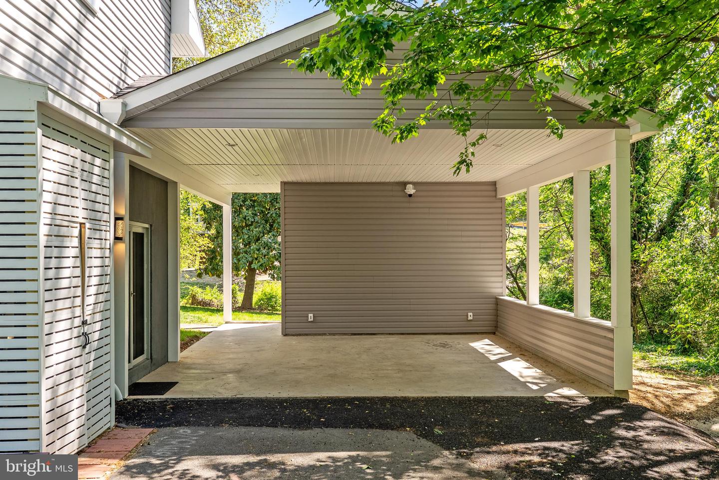 7035 SWAIN DR, ALEXANDRIA, Virginia 22306, 4 Bedrooms Bedrooms, ,2 BathroomsBathrooms,Residential,For sale,7035 SWAIN DR,VAFX2228324 MLS # VAFX2228324