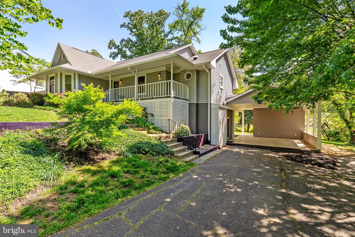 7035 SWAIN DR, ALEXANDRIA, Virginia 22306, 4 Bedrooms Bedrooms, ,2 BathroomsBathrooms,Residential,For sale,7035 SWAIN DR,VAFX2228324 MLS # VAFX2228324