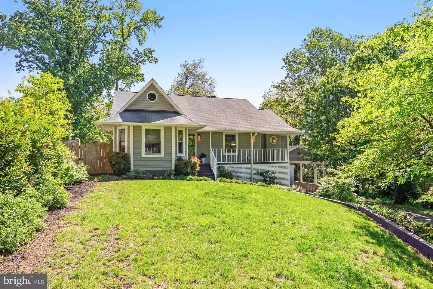 7035 SWAIN DR, ALEXANDRIA, Virginia 22306, 4 Bedrooms Bedrooms, ,2 BathroomsBathrooms,Residential,For sale,7035 SWAIN DR,VAFX2228324 MLS # VAFX2228324