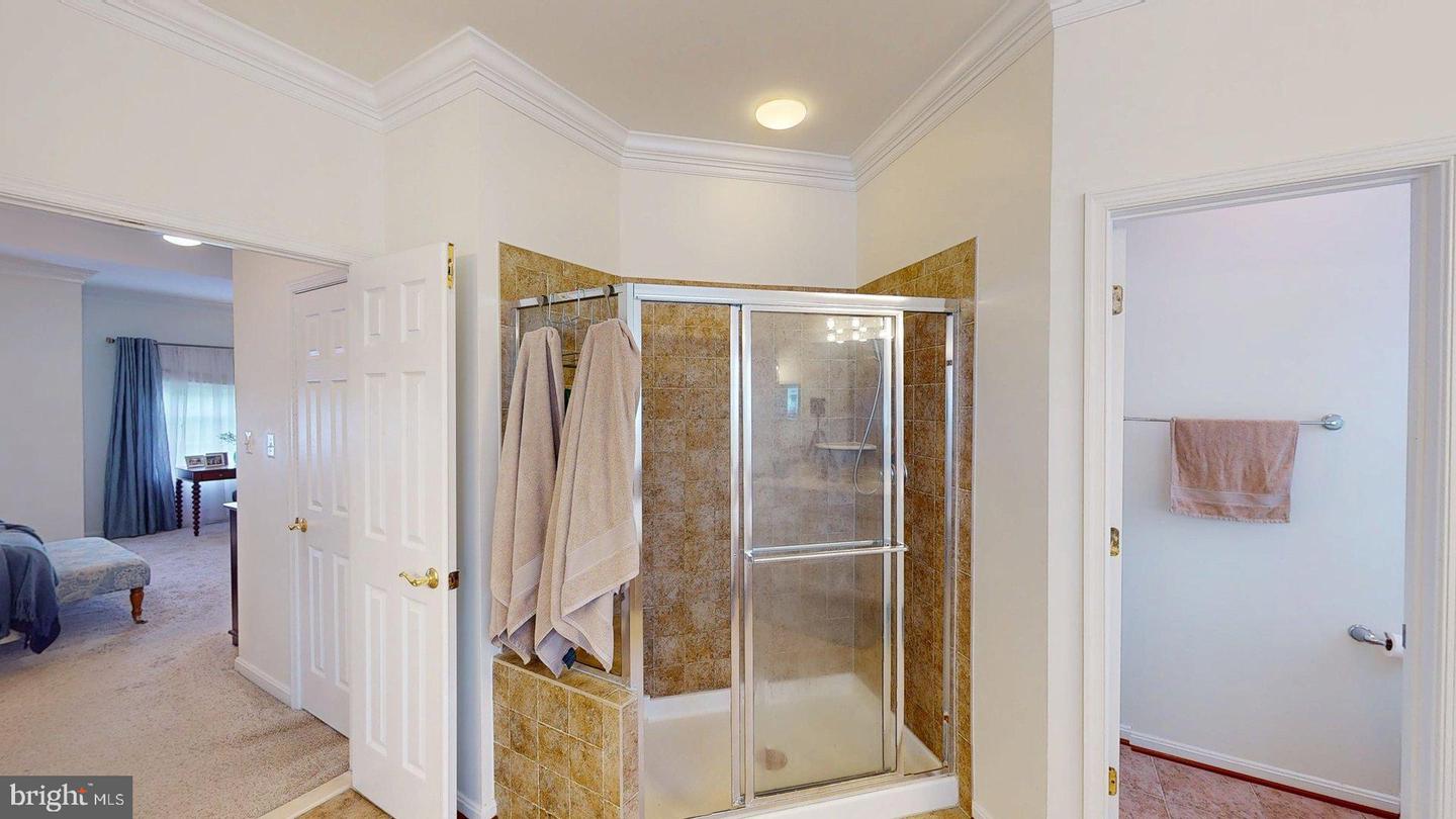 43844 GOSHEN FARM CT, LEESBURG, Virginia 20176, 4 Bedrooms Bedrooms, ,3 BathroomsBathrooms,Residential,For sale,43844 GOSHEN FARM CT,VALO2091430 MLS # VALO2091430