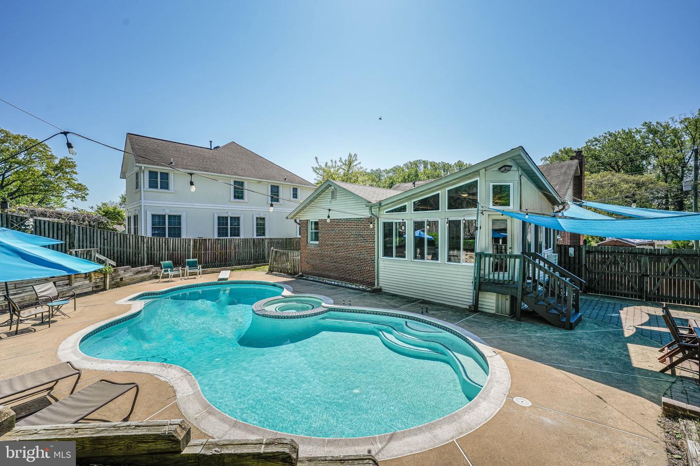 7306 WAYNE DR, ANNANDALE, Virginia 22003, 3 Bedrooms Bedrooms, ,2 BathroomsBathrooms,Residential,For sale,7306 WAYNE DR,VAFX2228628 MLS # VAFX2228628