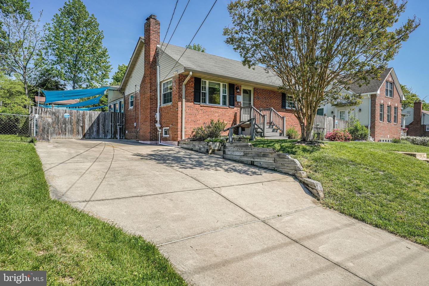 7306 WAYNE DR, ANNANDALE, Virginia 22003, 3 Bedrooms Bedrooms, ,2 BathroomsBathrooms,Residential,For sale,7306 WAYNE DR,VAFX2228628 MLS # VAFX2228628