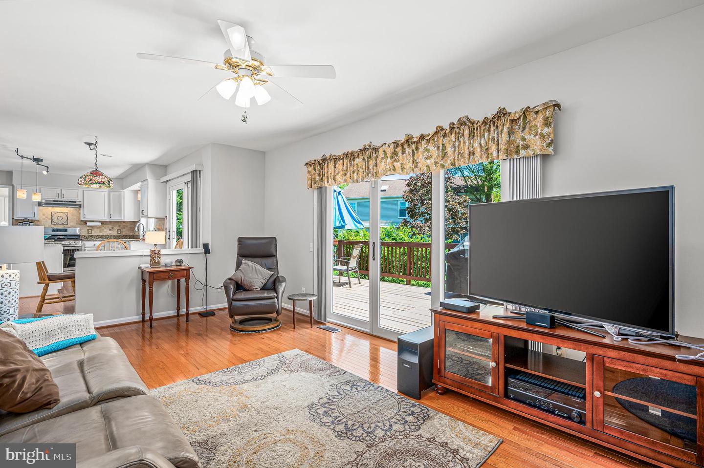 712 CHIMNEY CT NE, LEESBURG, Virginia 20176, 4 Bedrooms Bedrooms, ,2 BathroomsBathrooms,Residential,For sale,712 CHIMNEY CT NE,VALO2091520 MLS # VALO2091520