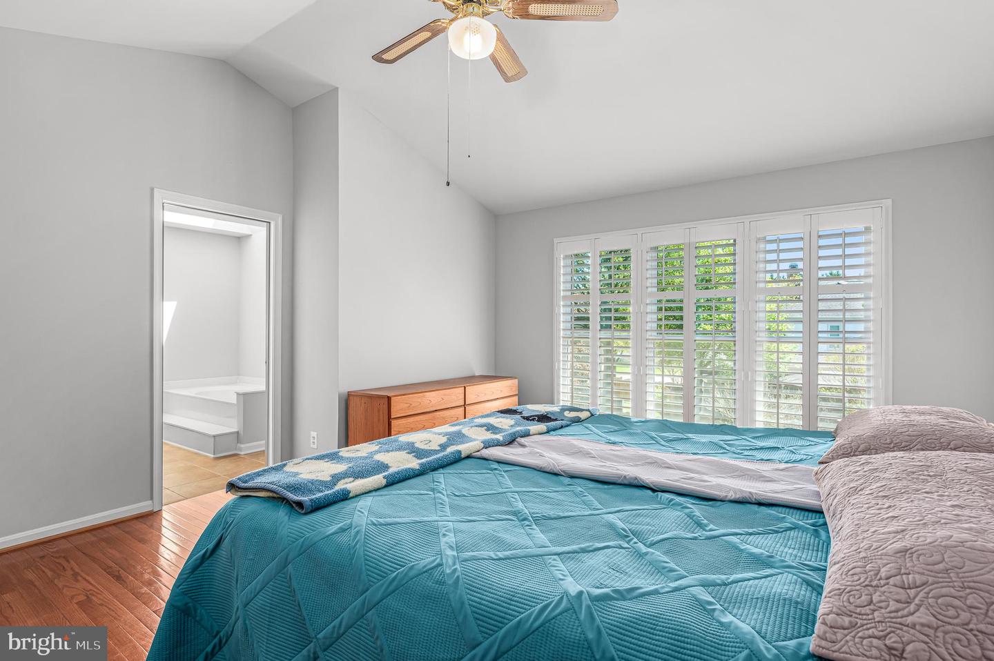 712 CHIMNEY CT NE, LEESBURG, Virginia 20176, 4 Bedrooms Bedrooms, ,2 BathroomsBathrooms,Residential,For sale,712 CHIMNEY CT NE,VALO2091520 MLS # VALO2091520