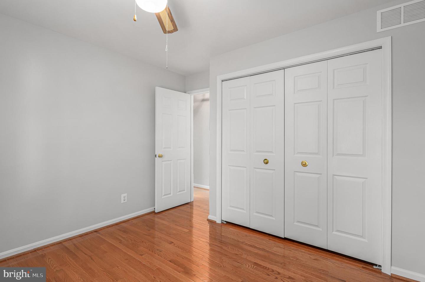 712 CHIMNEY CT NE, LEESBURG, Virginia 20176, 4 Bedrooms Bedrooms, ,2 BathroomsBathrooms,Residential,For sale,712 CHIMNEY CT NE,VALO2091520 MLS # VALO2091520