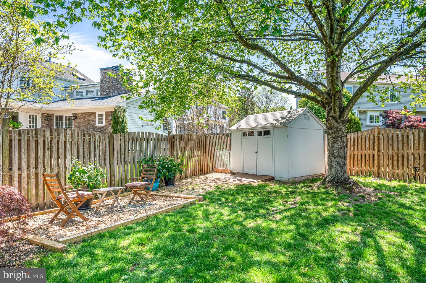 712 CHIMNEY CT NE, LEESBURG, Virginia 20176, 4 Bedrooms Bedrooms, ,2 BathroomsBathrooms,Residential,For sale,712 CHIMNEY CT NE,VALO2091520 MLS # VALO2091520