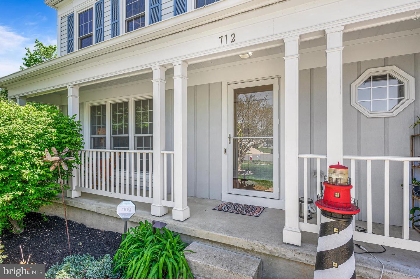 712 CHIMNEY CT NE, LEESBURG, Virginia 20176, 4 Bedrooms Bedrooms, ,2 BathroomsBathrooms,Residential,For sale,712 CHIMNEY CT NE,VALO2091520 MLS # VALO2091520