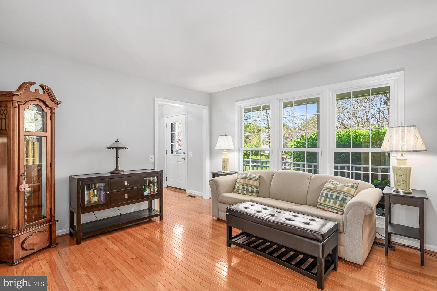 712 CHIMNEY CT NE, LEESBURG, Virginia 20176, 4 Bedrooms Bedrooms, ,2 BathroomsBathrooms,Residential,For sale,712 CHIMNEY CT NE,VALO2091520 MLS # VALO2091520