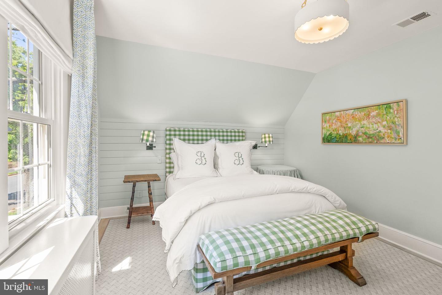 2811 FRANKLIN RD, ARLINGTON, Virginia 22201, 5 Bedrooms Bedrooms, ,3 BathroomsBathrooms,Residential,For sale,2811 FRANKLIN RD,VAAR2054750 MLS # VAAR2054750