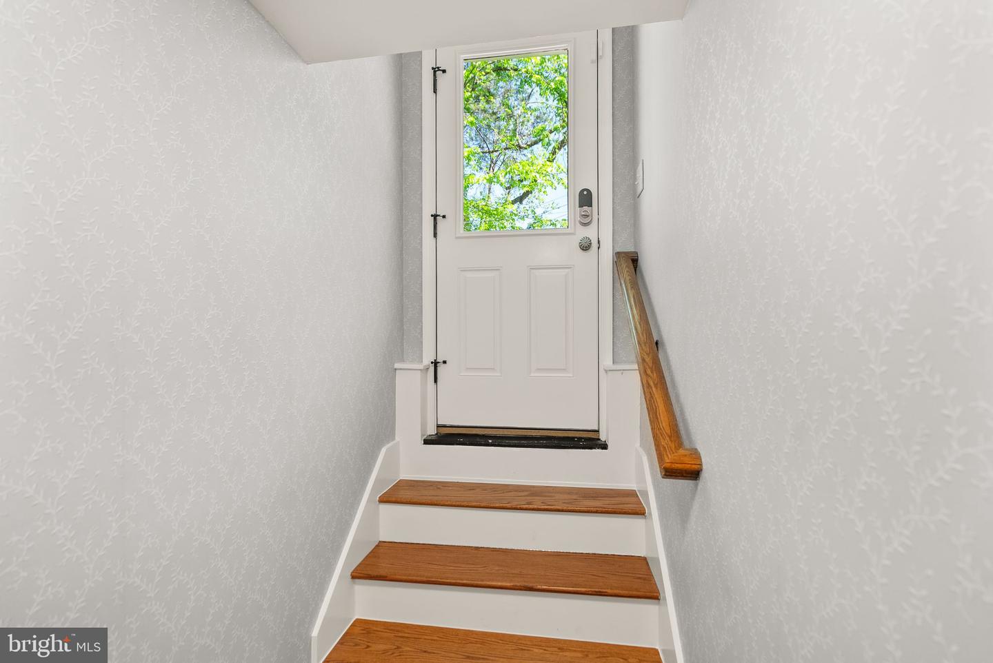 2811 FRANKLIN RD, ARLINGTON, Virginia 22201, 5 Bedrooms Bedrooms, ,3 BathroomsBathrooms,Residential,For sale,2811 FRANKLIN RD,VAAR2054750 MLS # VAAR2054750