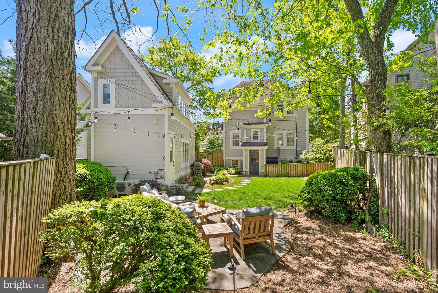 2811 FRANKLIN RD, ARLINGTON, Virginia 22201, 5 Bedrooms Bedrooms, ,3 BathroomsBathrooms,Residential,For sale,2811 FRANKLIN RD,VAAR2054750 MLS # VAAR2054750