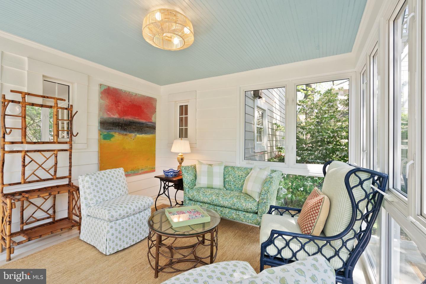 2811 FRANKLIN RD, ARLINGTON, Virginia 22201, 5 Bedrooms Bedrooms, ,3 BathroomsBathrooms,Residential,For sale,2811 FRANKLIN RD,VAAR2054750 MLS # VAAR2054750