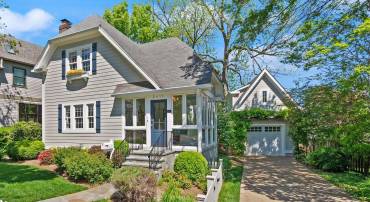 2811 FRANKLIN RD, ARLINGTON, Virginia 22201, 5 Bedrooms Bedrooms, ,3 BathroomsBathrooms,Residential,For sale,2811 FRANKLIN RD,VAAR2054750 MLS # VAAR2054750