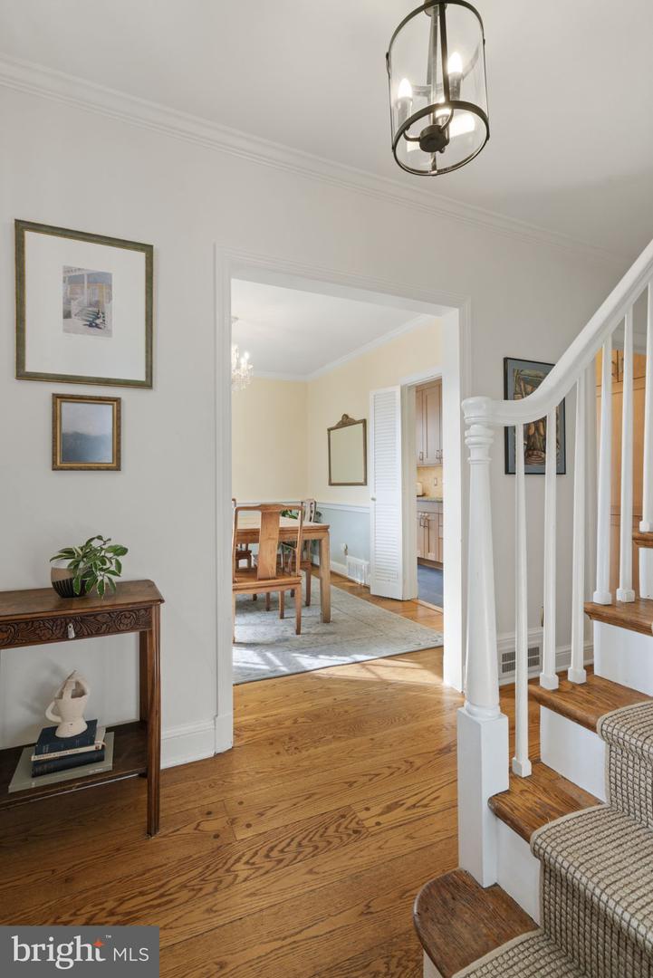 732 S LEE ST S, ALEXANDRIA, Virginia 22314, 3 Bedrooms Bedrooms, ,2 BathroomsBathrooms,Residential,For sale,732 S LEE ST S,VAAX2042984 MLS # VAAX2042984