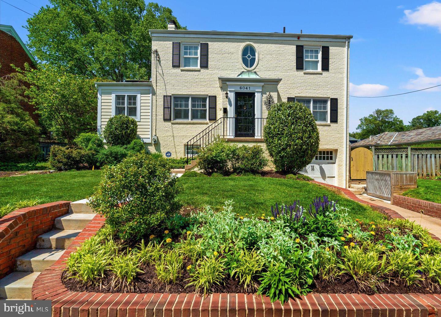 6041 25TH RD N, ARLINGTON, Virginia 22207, 4 Bedrooms Bedrooms, ,5 BathroomsBathrooms,Residential,For sale,6041 25TH RD N,VAAR2054758 MLS # VAAR2054758