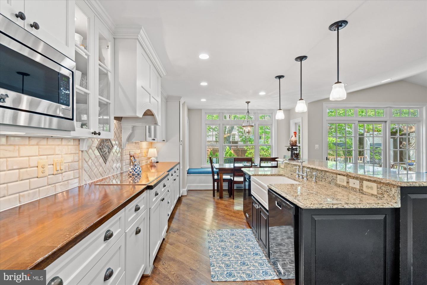 6041 25TH RD N, ARLINGTON, Virginia 22207, 4 Bedrooms Bedrooms, ,5 BathroomsBathrooms,Residential,For sale,6041 25TH RD N,VAAR2054758 MLS # VAAR2054758