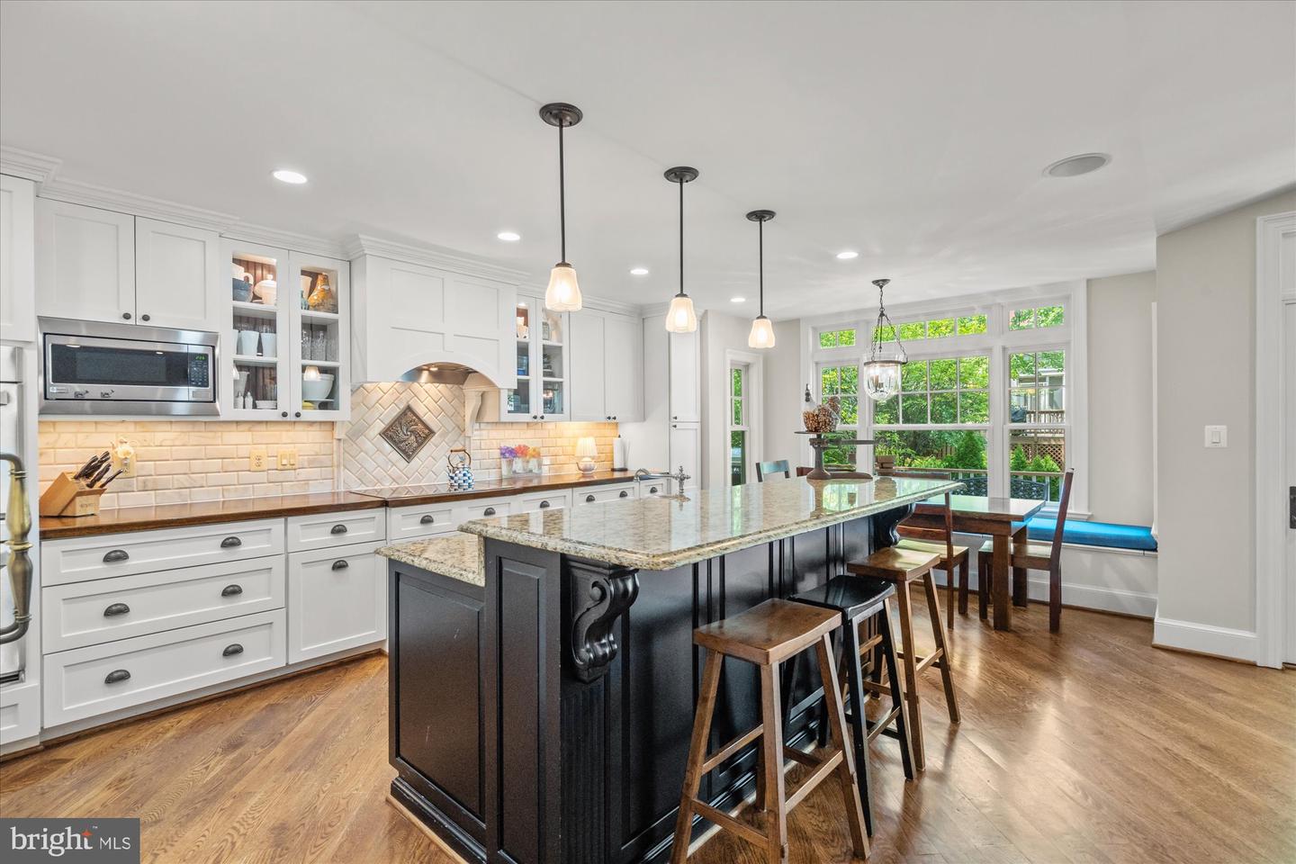 6041 25TH RD N, ARLINGTON, Virginia 22207, 4 Bedrooms Bedrooms, ,5 BathroomsBathrooms,Residential,For sale,6041 25TH RD N,VAAR2054758 MLS # VAAR2054758