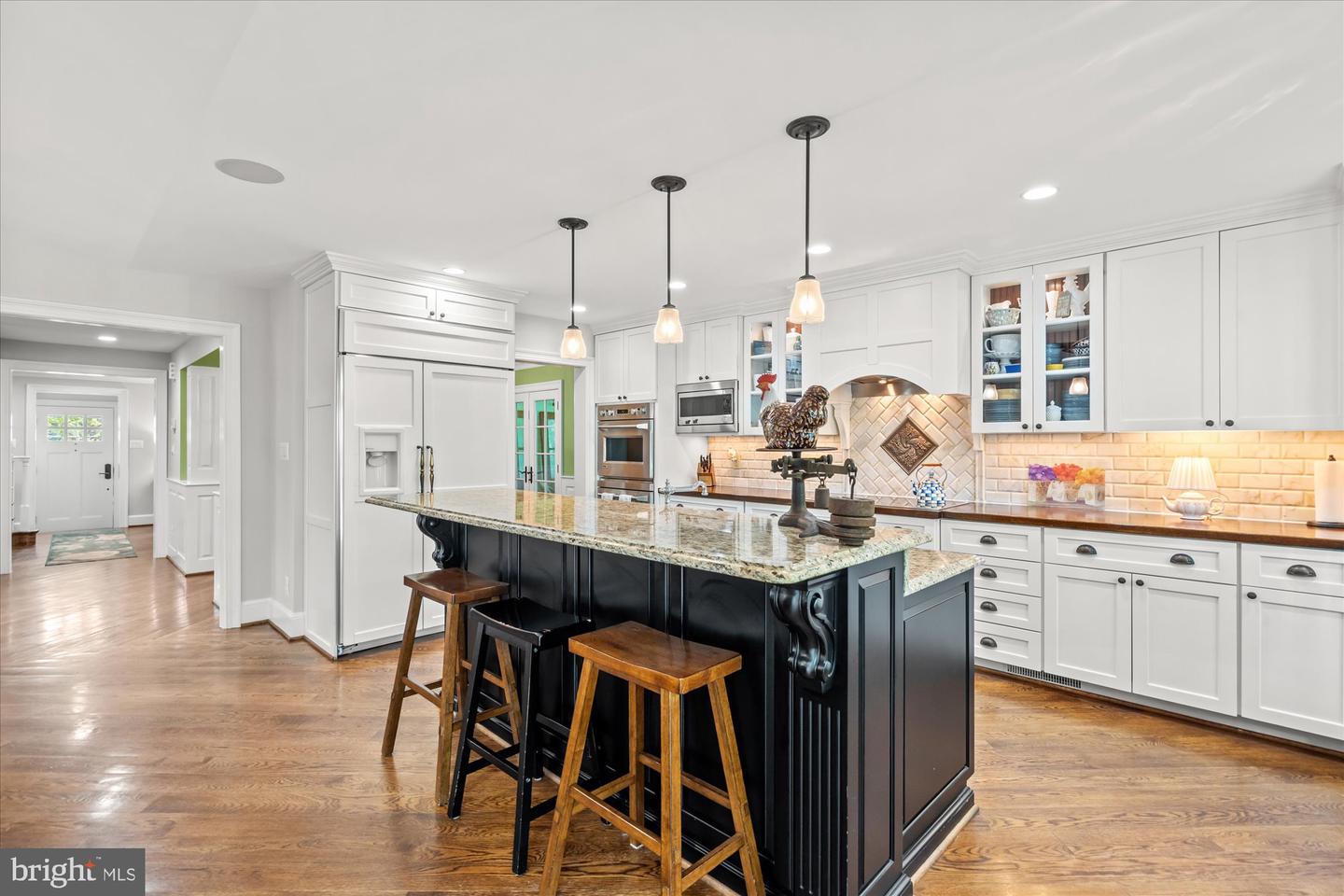 6041 25TH RD N, ARLINGTON, Virginia 22207, 4 Bedrooms Bedrooms, ,5 BathroomsBathrooms,Residential,For sale,6041 25TH RD N,VAAR2054758 MLS # VAAR2054758